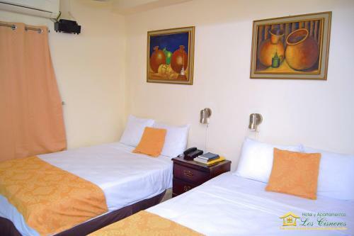 Hotel Y Apartments Los Cisneros