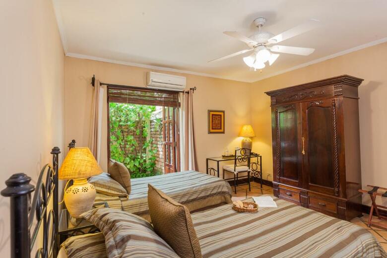 Hotel Los Robles