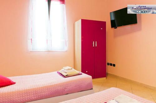 Hostal Arena Holidays Verona