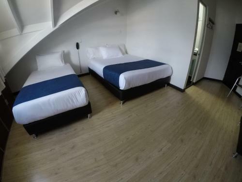 Posada Hotel Cypress Normandia