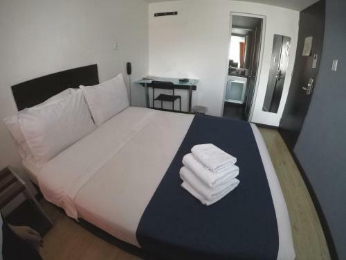 Posada Hotel Cypress Normandia