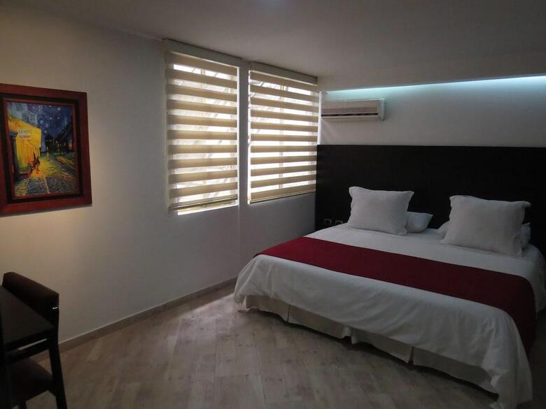 Hotel El Le�n Dorado