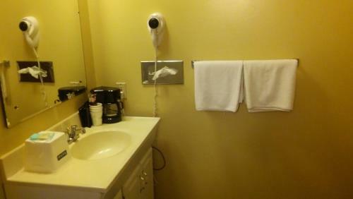 Hotel Traveler Inn