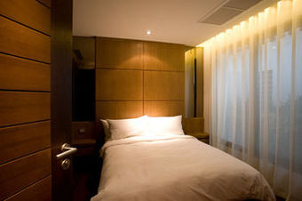 Aparthotel The Nchantra Pool Suite Residences