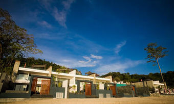 Aparthotel The Nchantra Pool Suite Residences