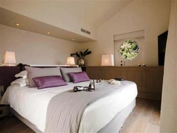 Eight Hotel Paraggi