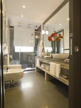 Eight Hotel Paraggi