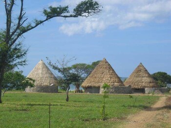 Hotel Punta Teonoste