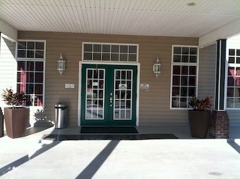 Hotel Garden Inn & Suites