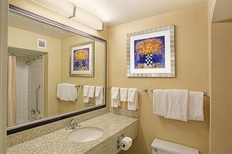 Hotel Quality Inn & Suites