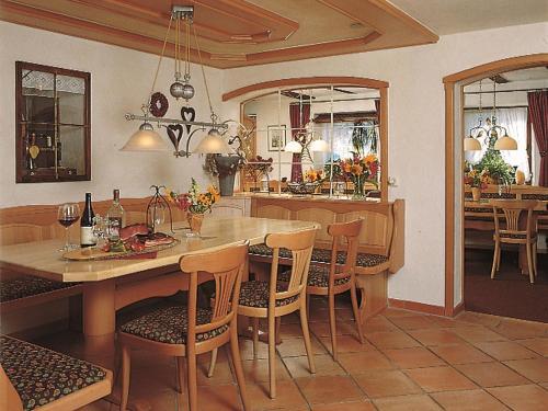 Hostal Gasthof Restaurant B�rgerst�ble