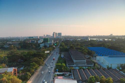 Super Hotel Yangon