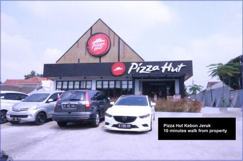 Apartamentos Harvia Suites Kebon Jeruk