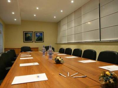 Hotel Express By Holiday Inn Aosta East