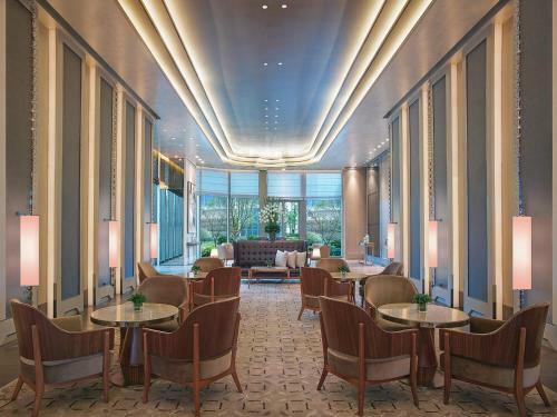 New World Guiyang Hotel