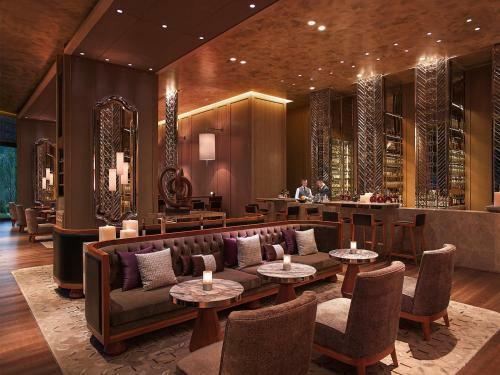 New World Guiyang Hotel