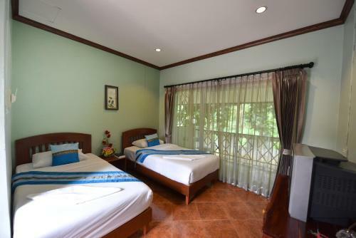 Hotel Forra Hill Resort