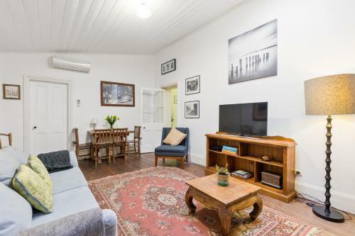 The Fremantle Stone Cottage