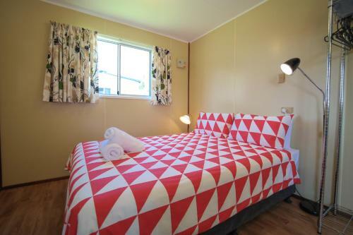 Colonial Holiday Park & Leisure Village