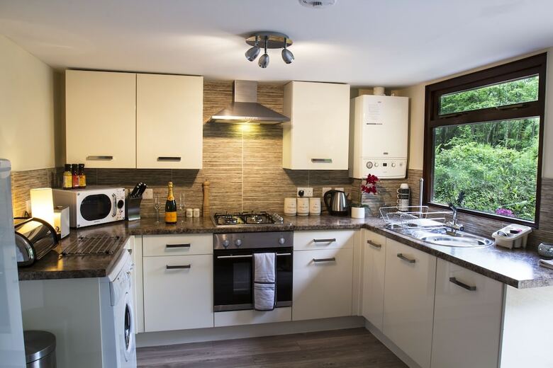 Herons Lake Retreat