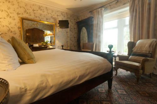 Hotel Meifod Country House