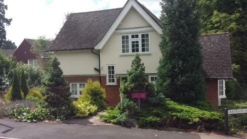 Bed & Breakfast Benslow Music