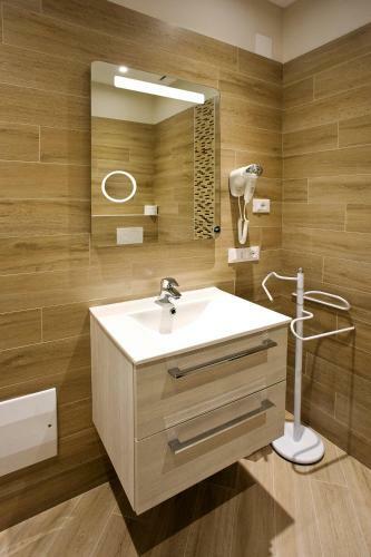 Hostal Marbia Guest House