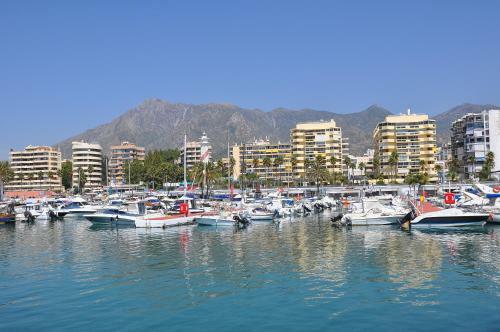 Apartamento Eden Roc II