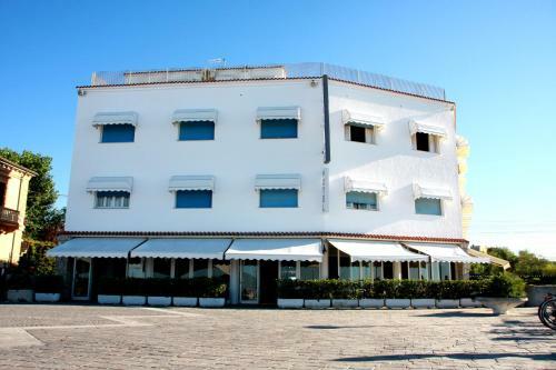 Hotel Excelsior