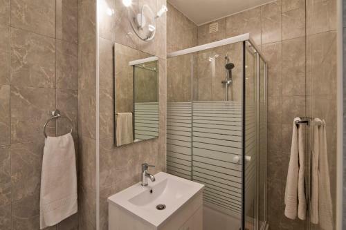 Apartamento Vila Castelo Parque