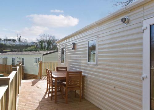 Devon Hills Lodges