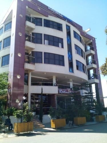Rahnile Hotel