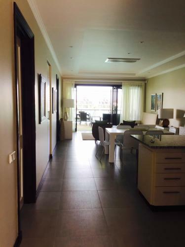 Eden Island Luxury Apartment