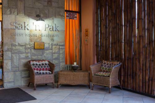 Hostal Sak 'n Pak Luxury Guest House