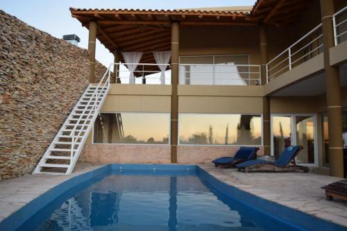Hotel Chaglasian Wine & Suites