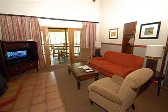Hotel Emerald Resort & Casino