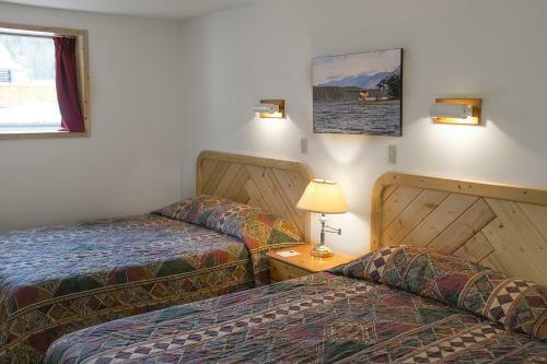 Hotel Northern Rockies Lodge
