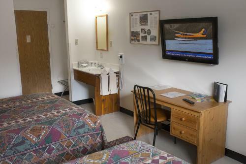 Hotel Northern Rockies Lodge