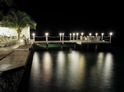 Hotel Down South 118 Beach Resort