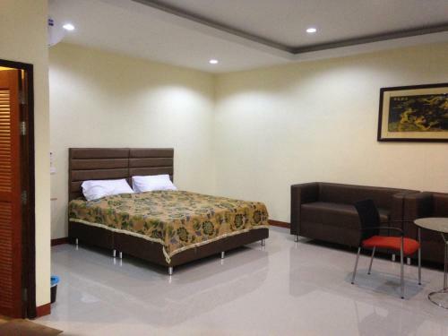 Hotel Friend's House Resort