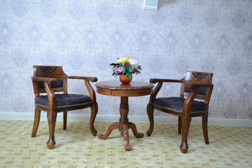 City Line Boutique Hotel