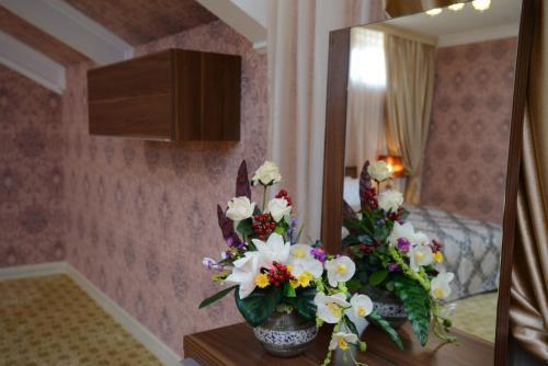 City Line Boutique Hotel