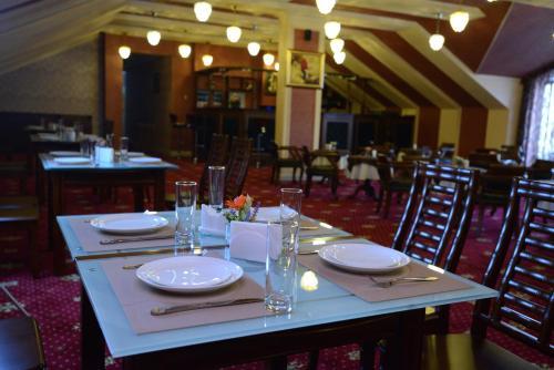 City Line Boutique Hotel