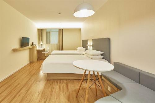 Hotel Hanting Express Wuhan Xudong Street