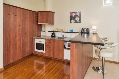 Princes Wharf - Private Apartments