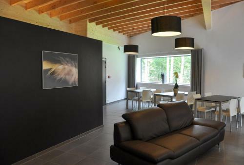 Twinstone Lodge