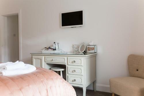Lahloo Bed And Breakfast