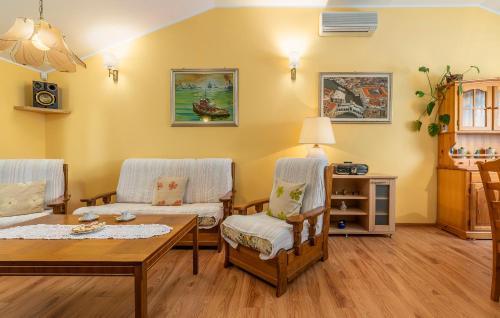 Holiday House Fragola 657