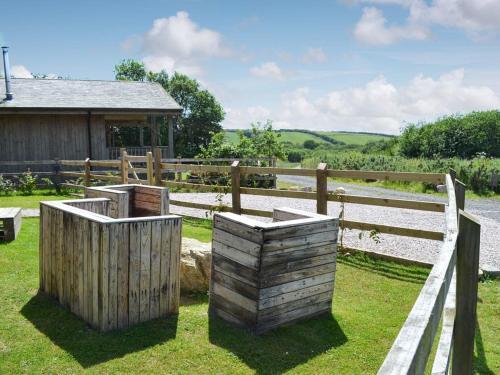 Little Owl Lodge