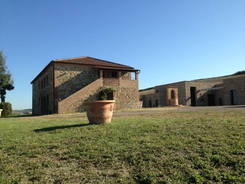 Hotel Cordella In Montalcino Wine Resort